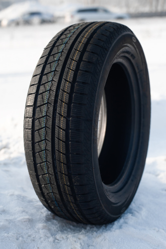 фото протектора и шины ICEPIONEER 868 Шина ZMAX ICEPIONEER 868 155/65 R14 75T